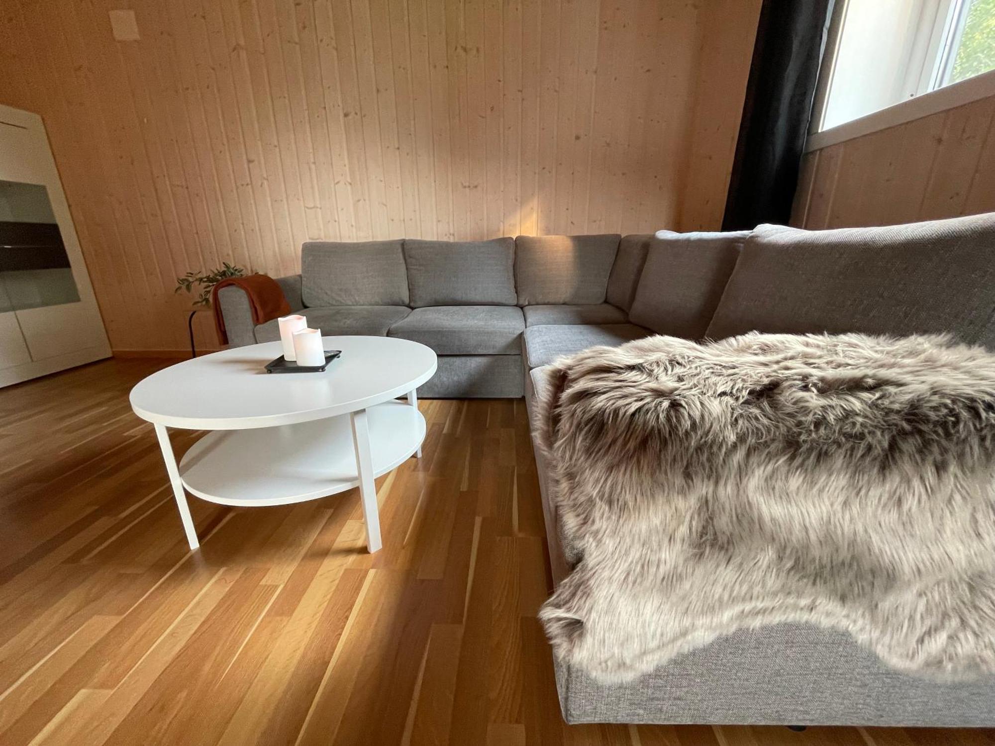 Sentral Og Romslig Leilighet Naert Senja Finnsnes Esterno foto